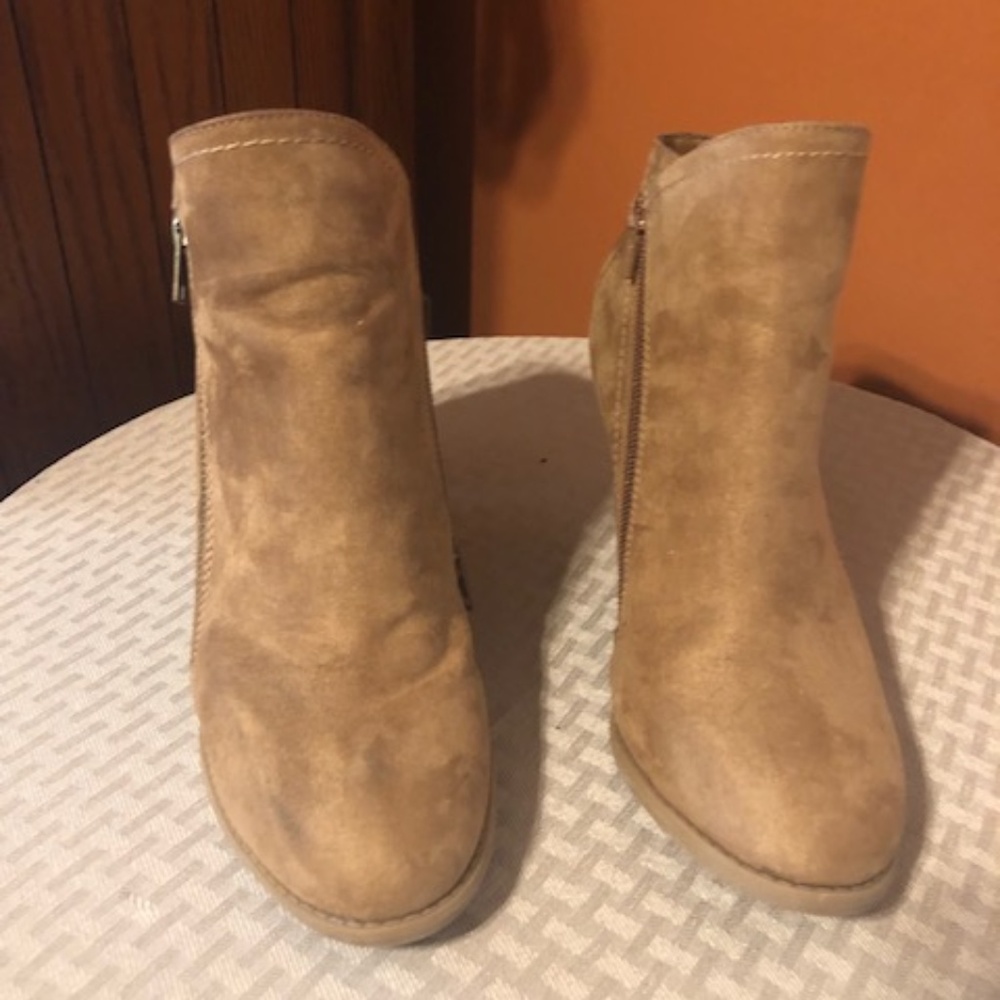 Ruff Hewn "Holley" Wedge Booties - Tan